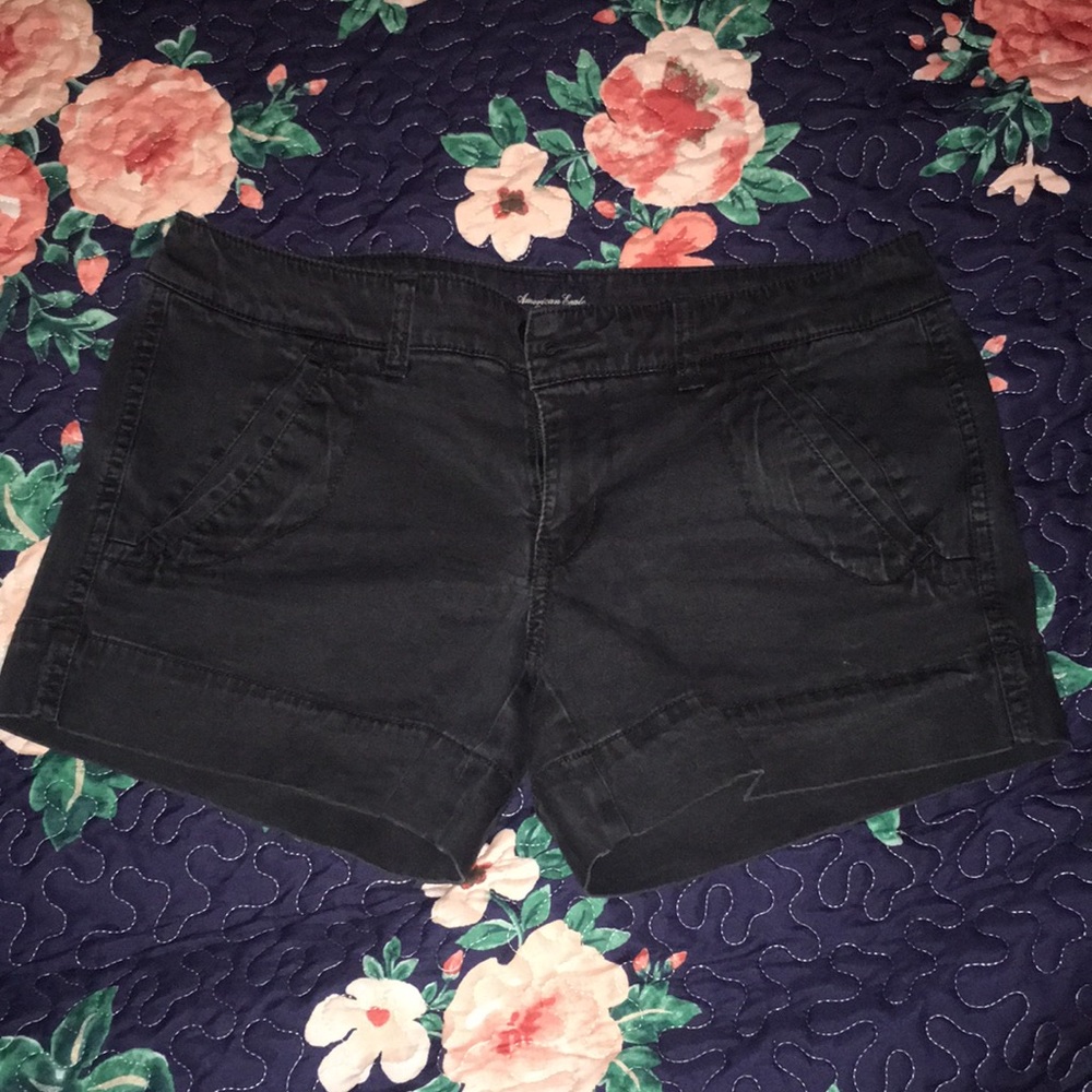 AEO black shorts